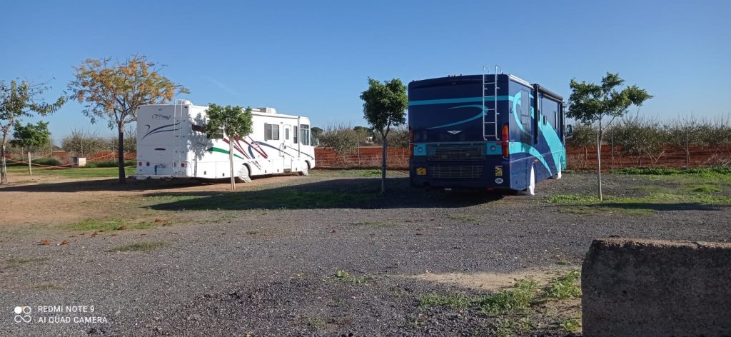 caravanas en area multiparking la jabega
